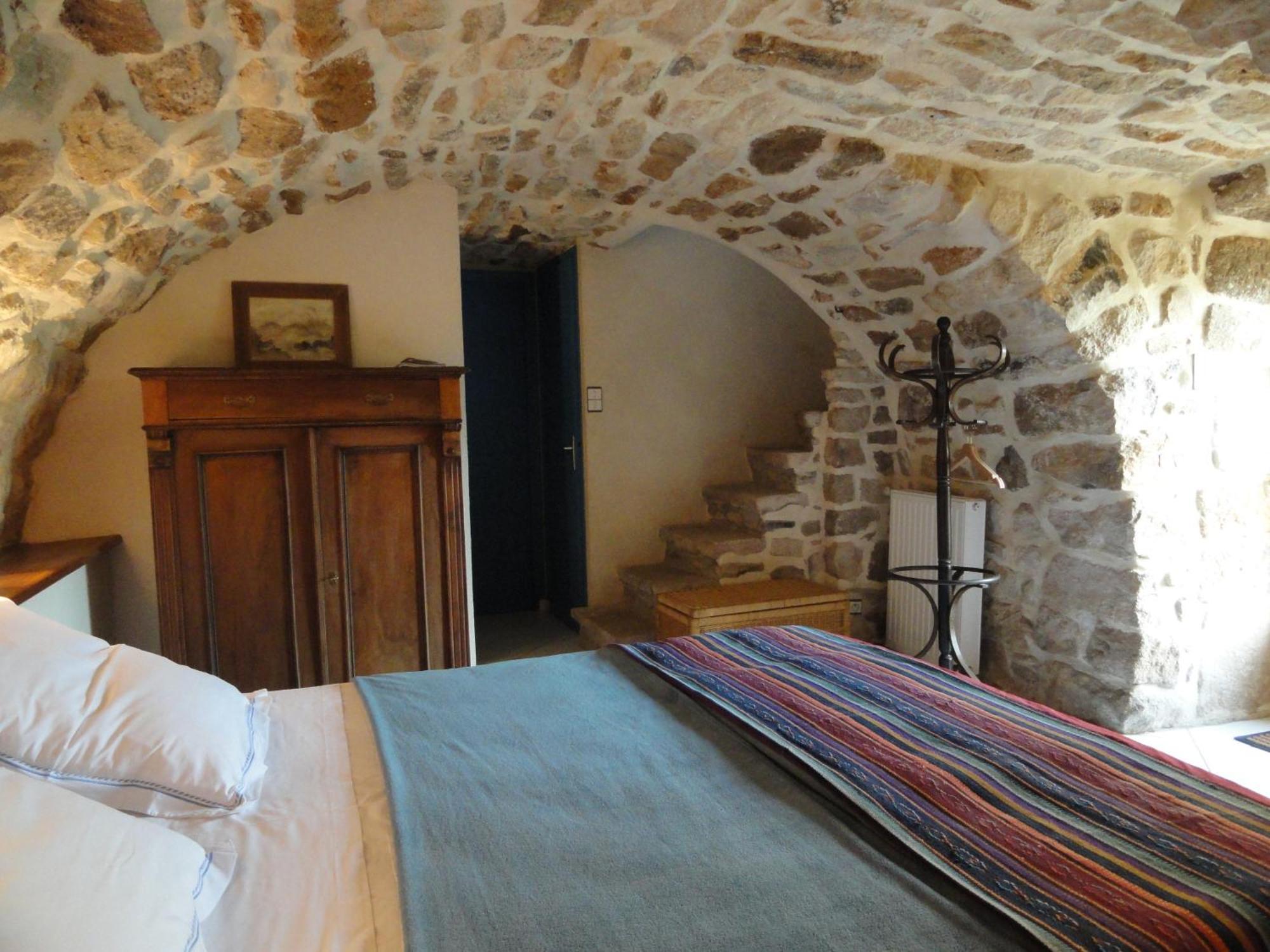 Chambre d'hôtes Au creux du Chambon Joyeuse Chambre photo